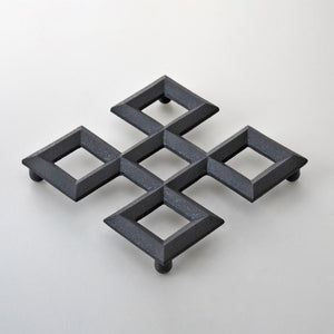Cast Iron Trivet – Traditional Kumiko Lattice Design - Chushin Kobo-Trivet-Chushin Kobo-SANTOKU NYC